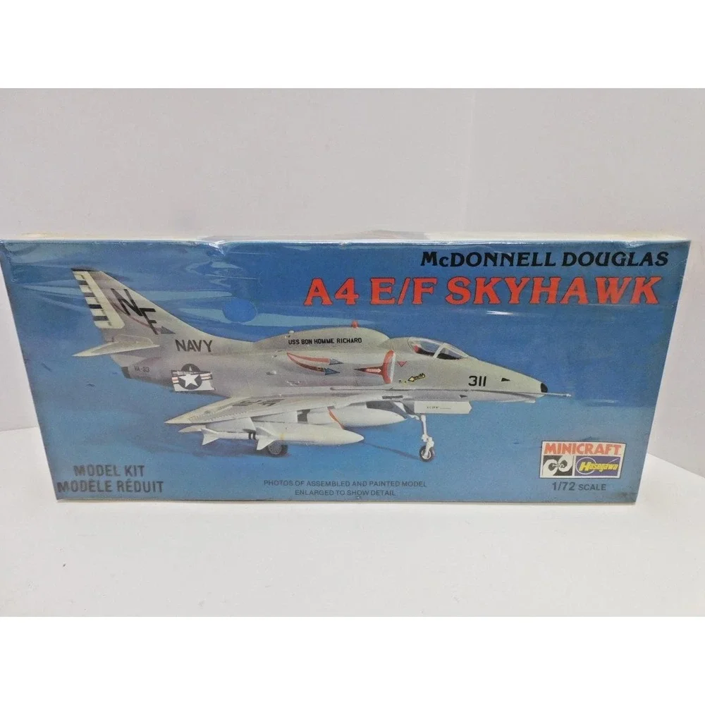 Minicraft Hasegawa McDonnell Douglas A4 E/F Skyhawk Model 1048 Sealed EJ56